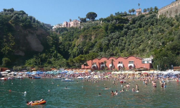 Vittoria Luxury Suite Vico Equense Exterior foto