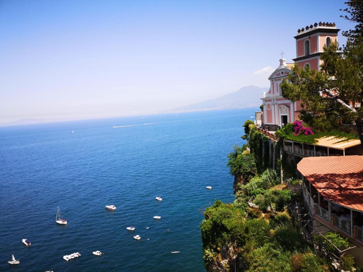 Vittoria Luxury Suite Vico Equense Exterior foto