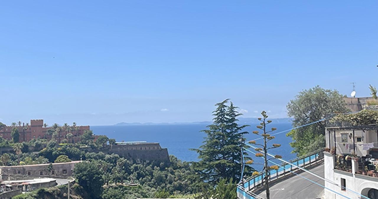 Vittoria Luxury Suite Vico Equense Exterior foto